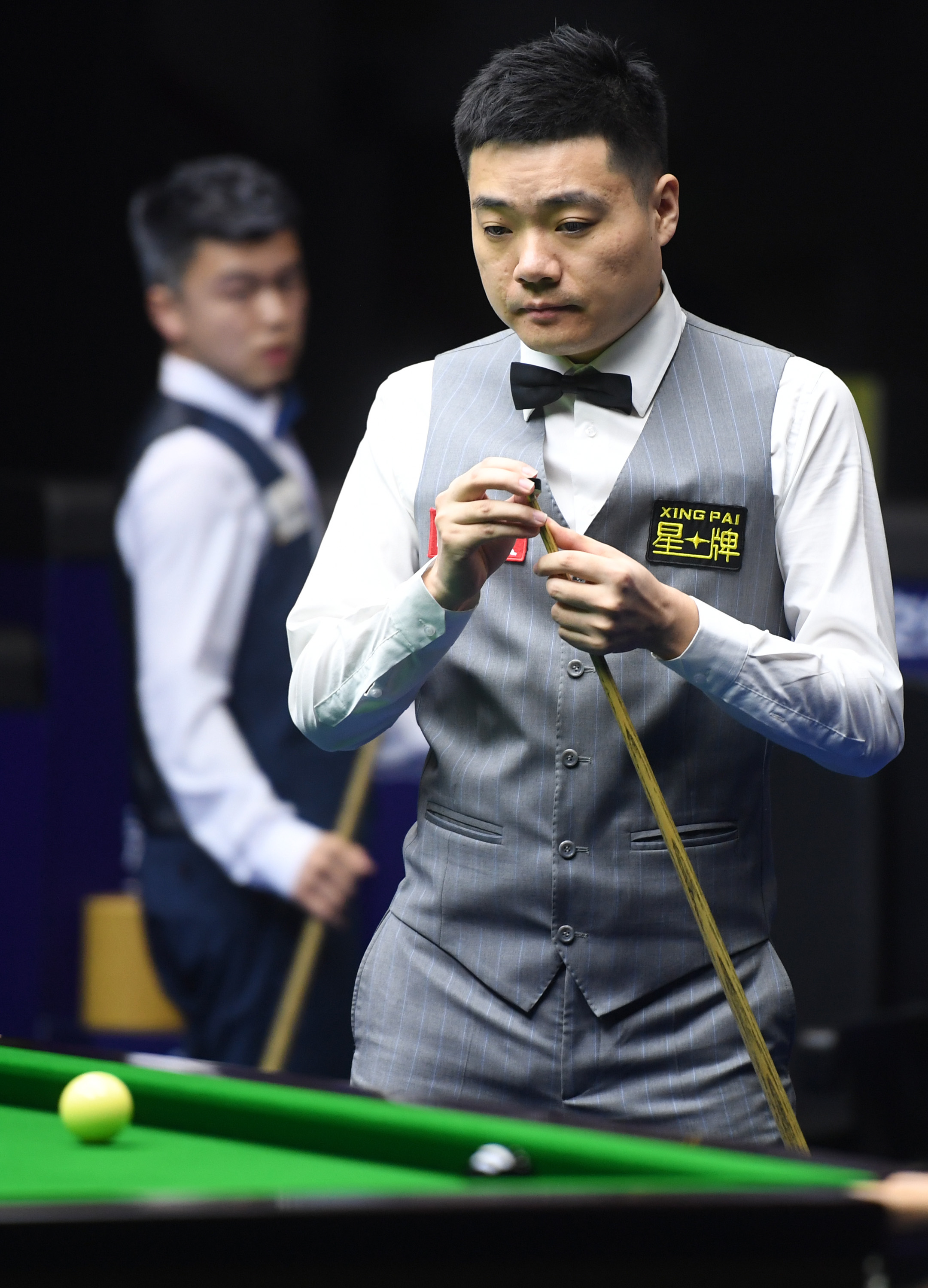 也是对自我 也是对自我