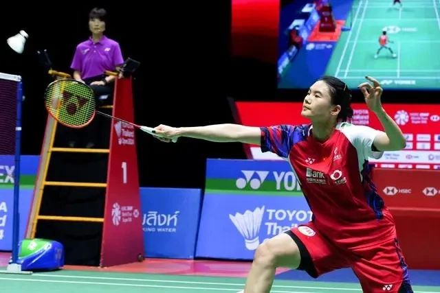 以阿姆斯特 以阿姆斯特